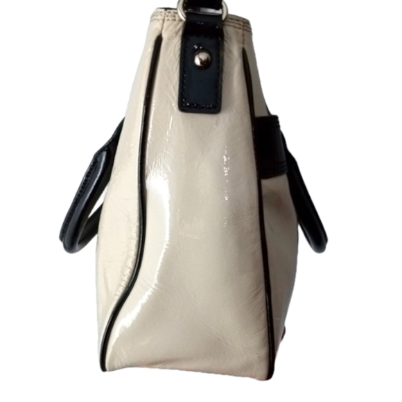 Kate Spade Cream And Black Patent Leather Bag - Picture 7 of 11